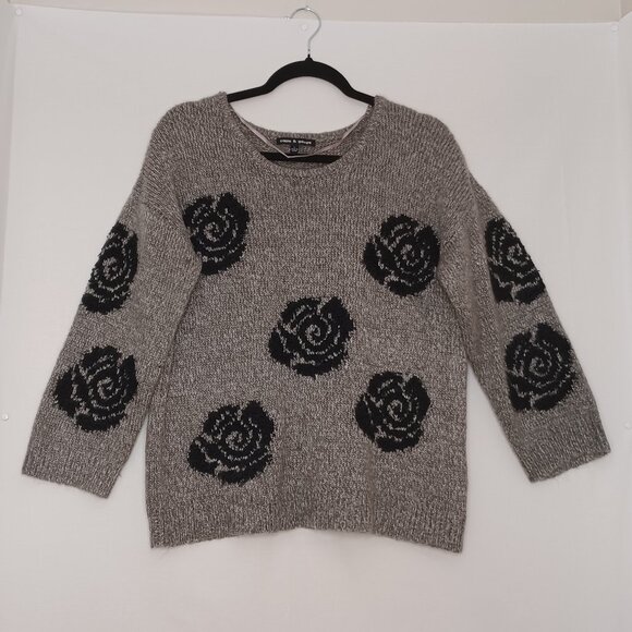Cable & Gauge Sweaters - Cable & Gauge Gray Sweater with Black Roses Size Large